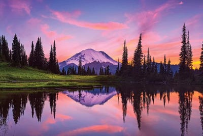Tipsoo Lake panoramic at sunset. USA, Washington State, Mt. Rainier National Park.